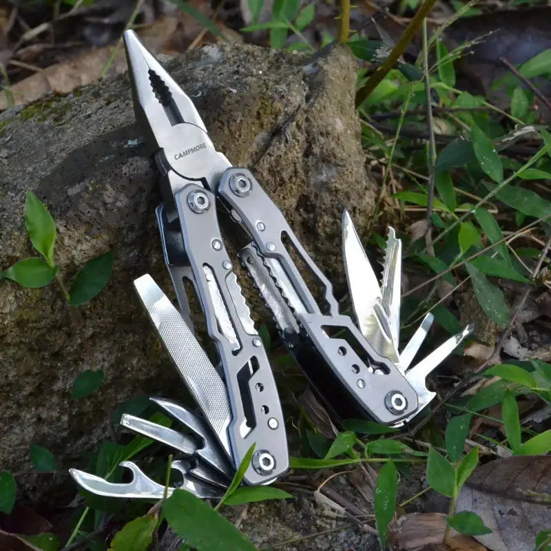 Couteau Multifonction Survie