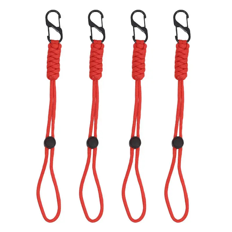 équipement de camping avec bracelet en paracorde