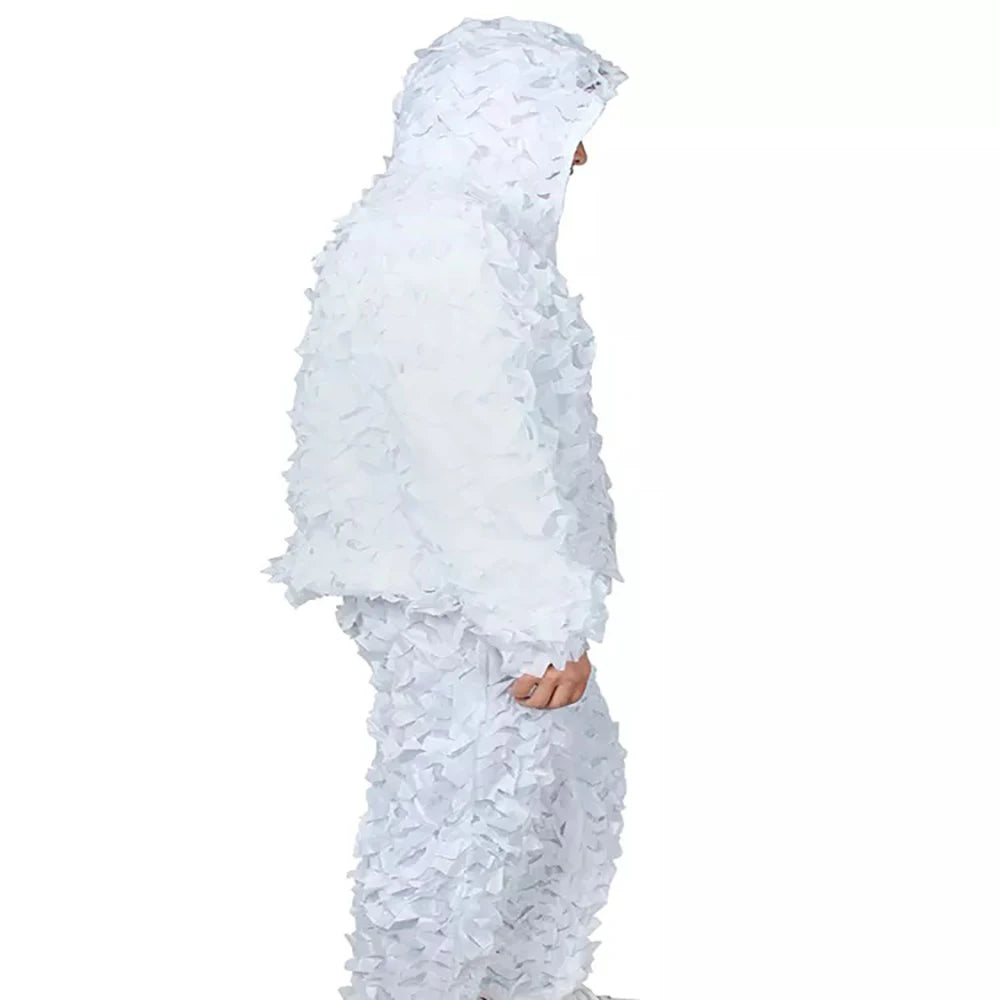 ghillie blanc adapté pour la chasse en milieu neigeux