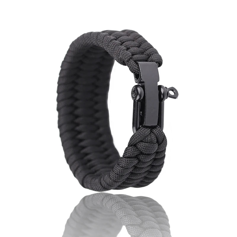 bracelet polyvalent en paracorde idéal pour les aventuriers