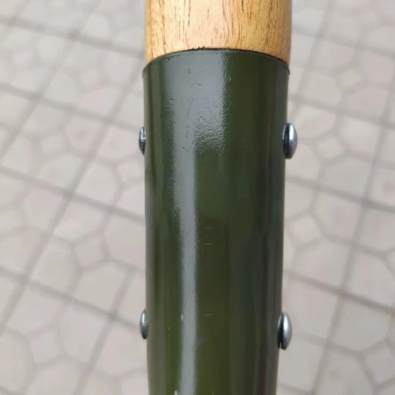 pelle multifonction en acier pour aventuriers