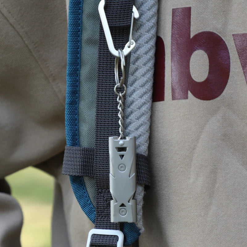 accessoire de camping sifflet en métal