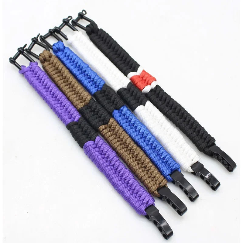 accessoire en paracorde avec boucle en métal pour aventuriers