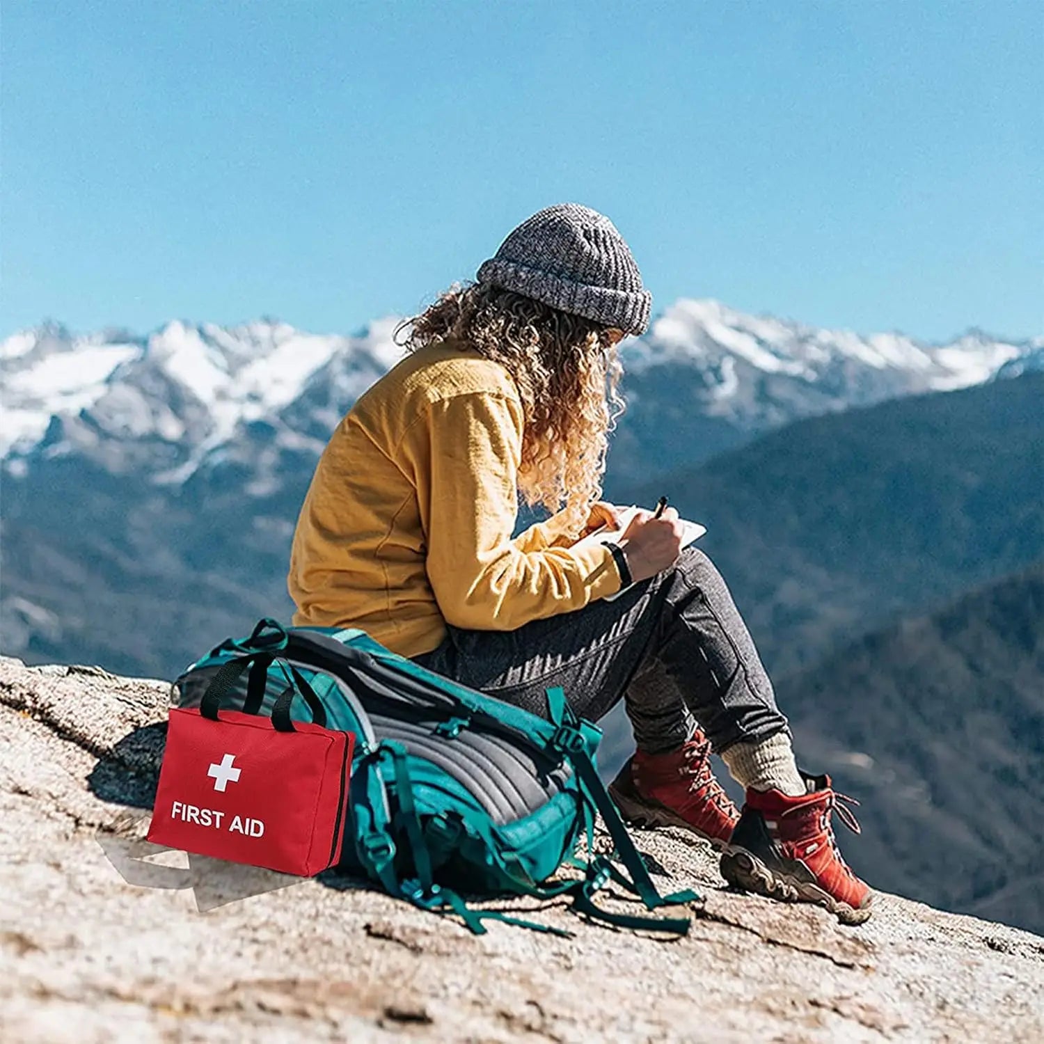 ensemble de premiers secours pour famille et automobile