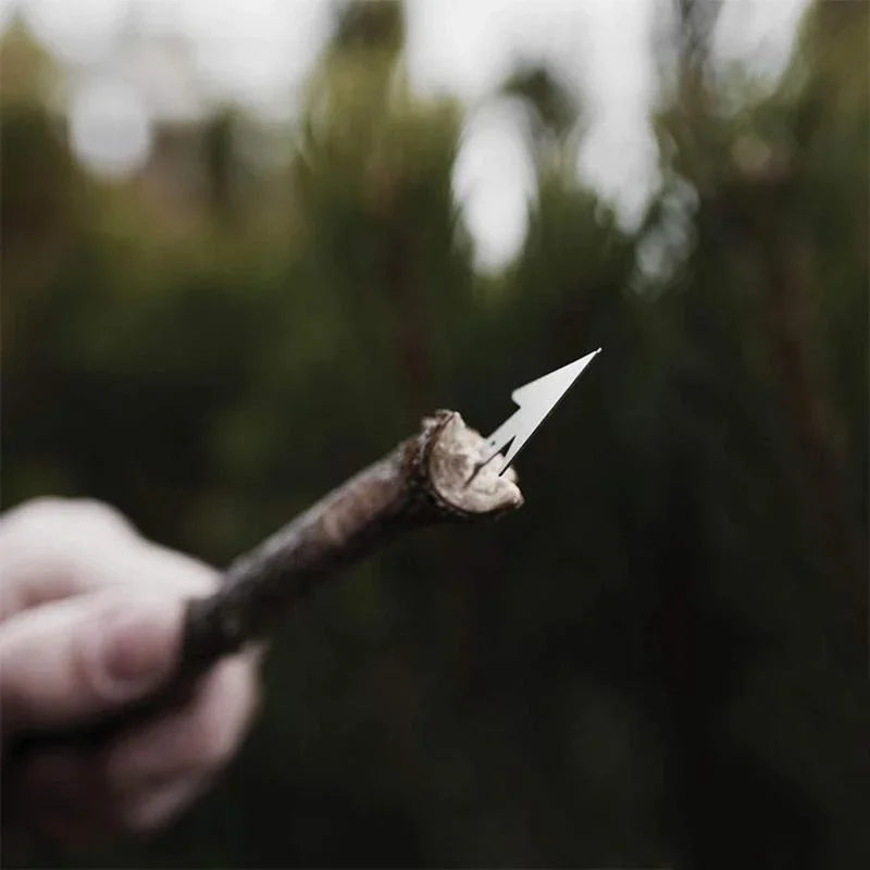 carte de survie multifunctionnelle en acier inoxydable