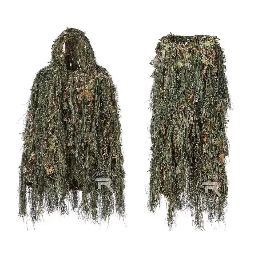 vêtement ghillie pour chasseur professionnel en milieu naturel
