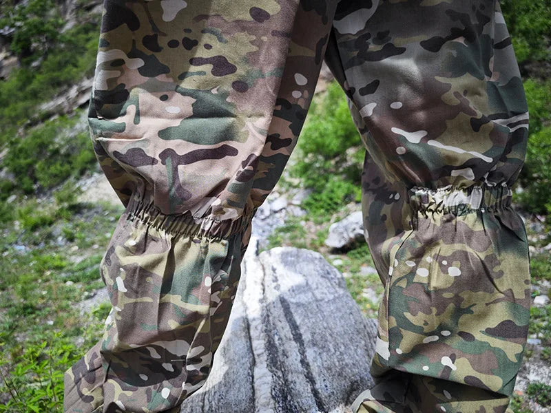 vêtement de survie avec capuche camouflage